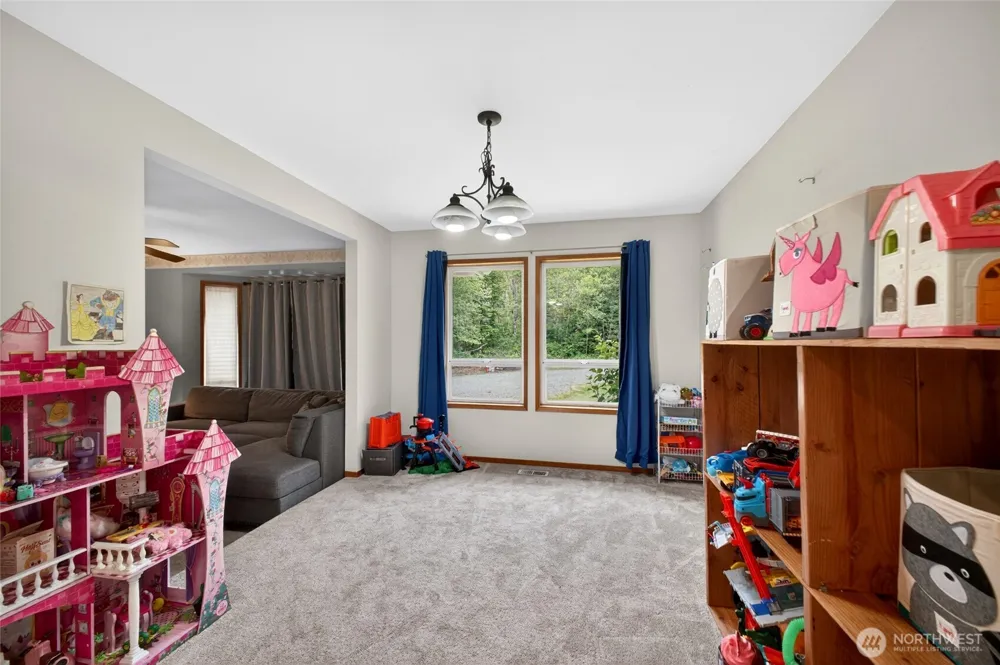 34888 336th Avenue SE Enumclaw, WA 98022