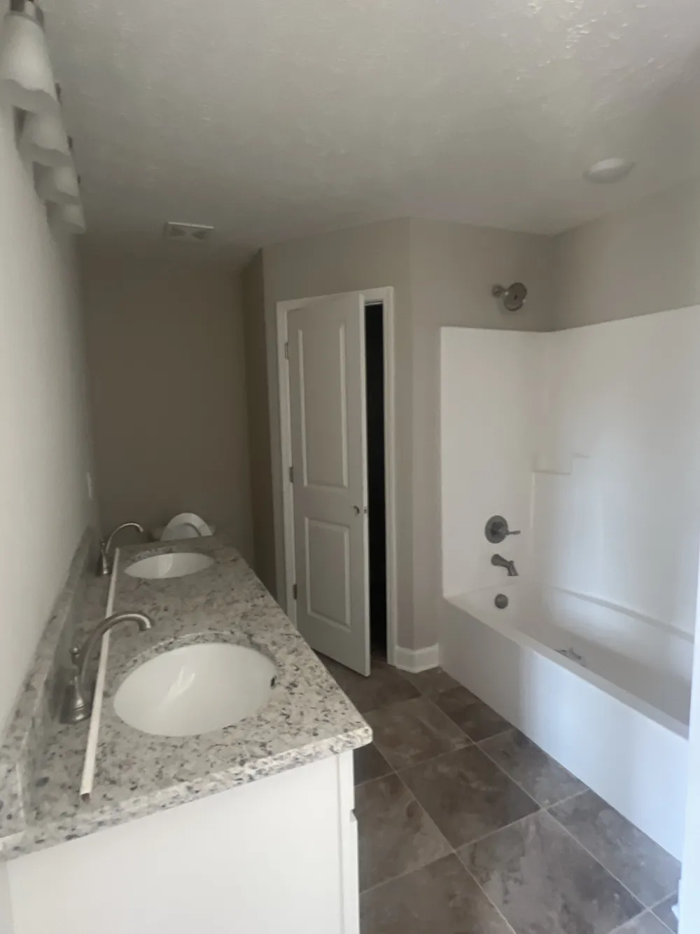 3370 Curie Circle Christiana, TN 37037