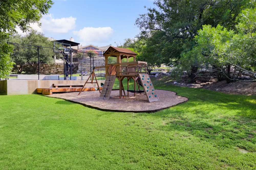 3304 Barton Creek Boulevard Austin, TX 78735