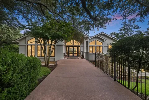 3304 Barton Creek Boulevard