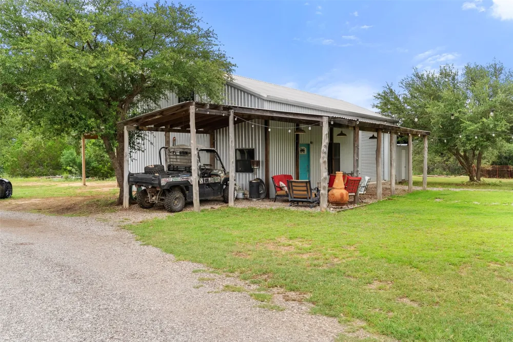 3830 Outback Trail Spicewood, TX 78669