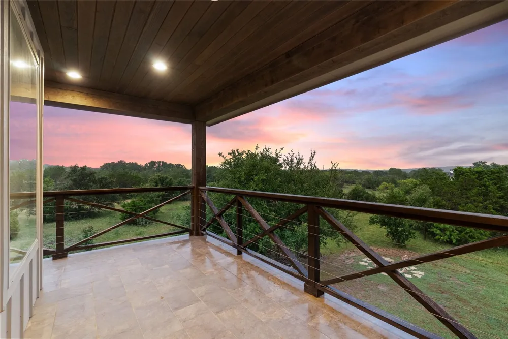 3830 Outback Trail Spicewood, TX 78669