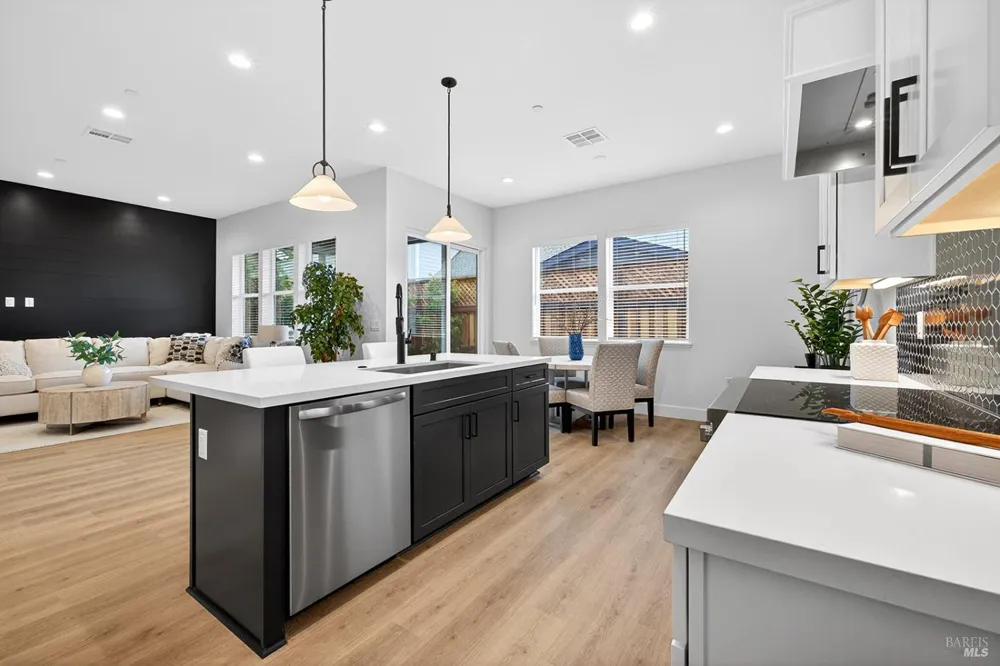 357 Cornell Street Windsor, CA 9549