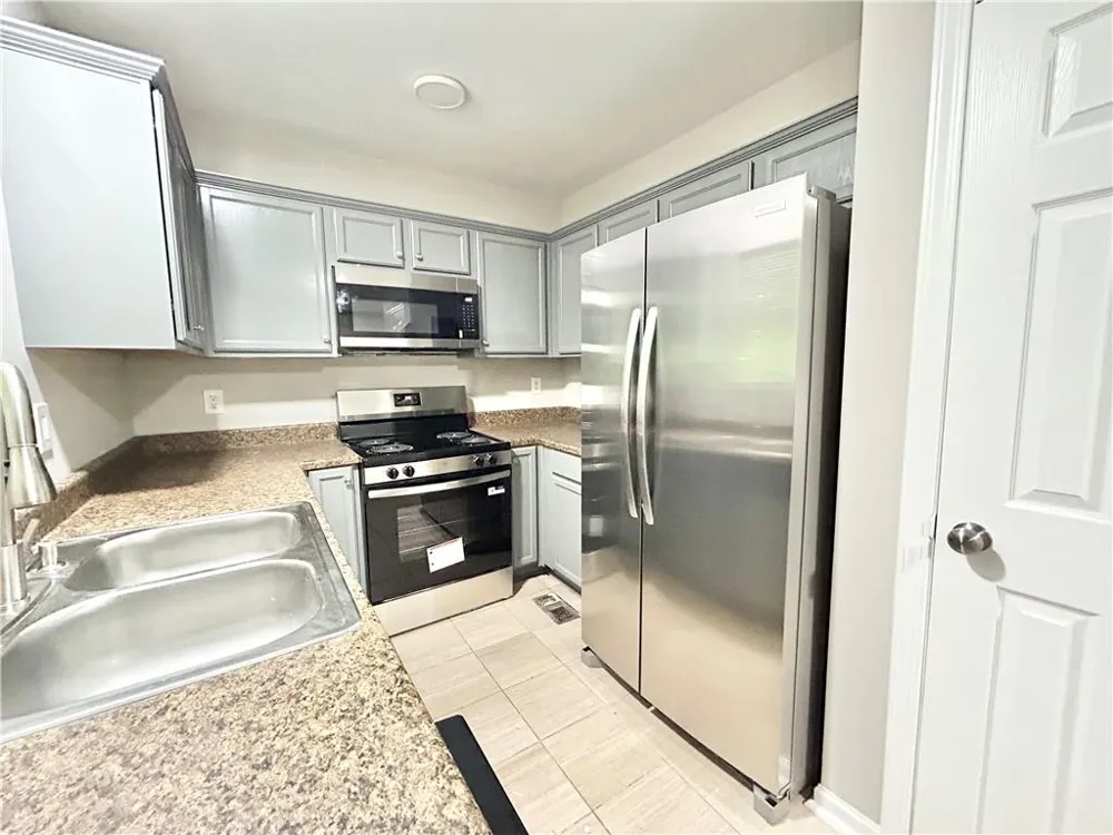 845 Store House Court #B Monroe, GA 30655