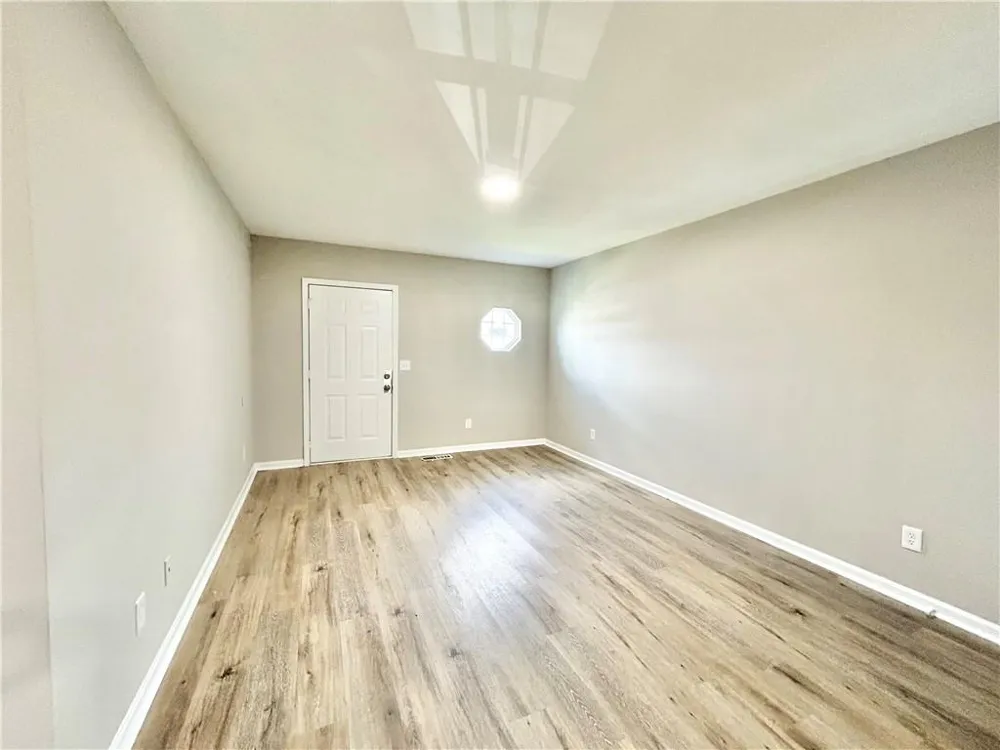845 Store House Court #B Monroe, GA 30655