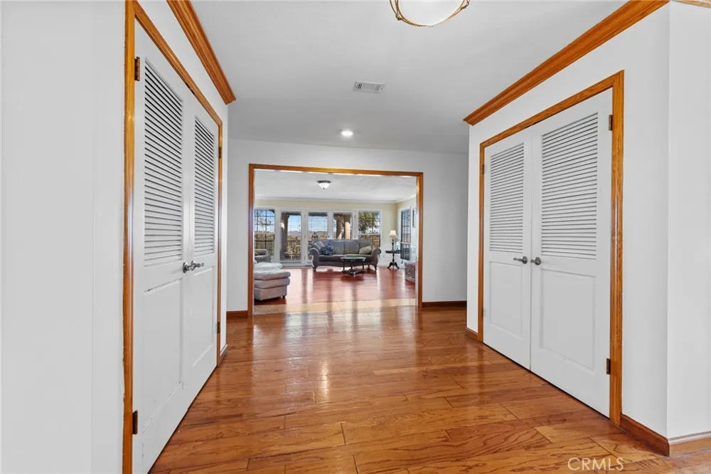 26100 Calle Corveta Temecula, CA 92590