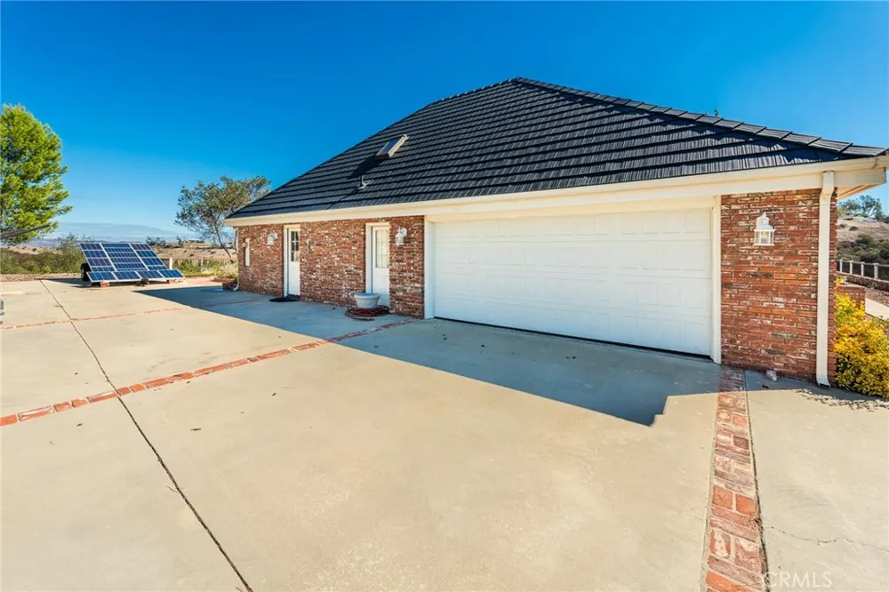 26100 Calle Corveta Temecula, CA 92590