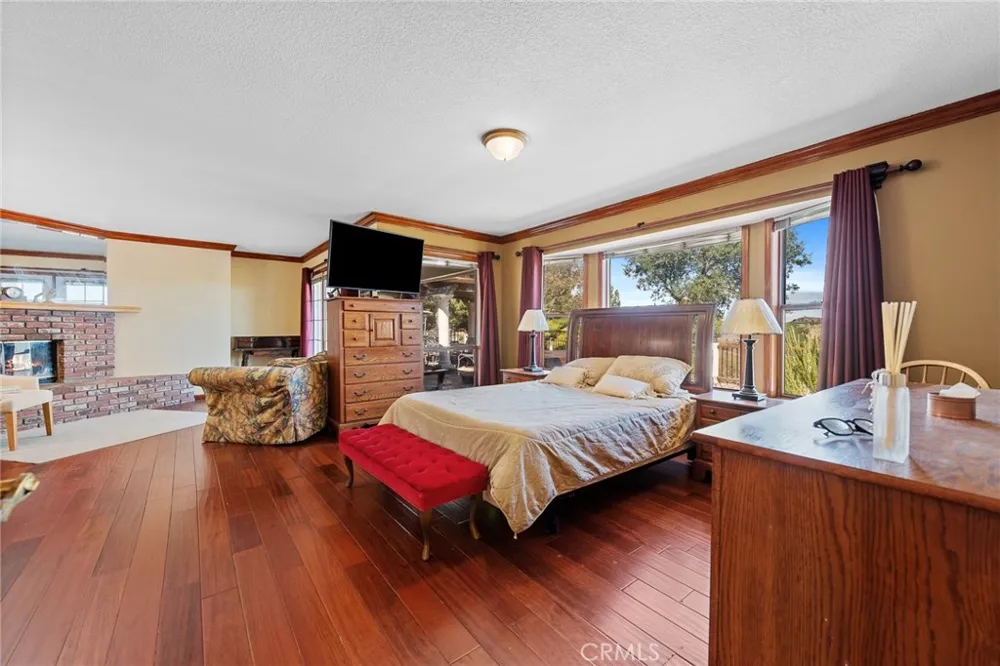 26100 Calle Corveta Temecula, CA 92590