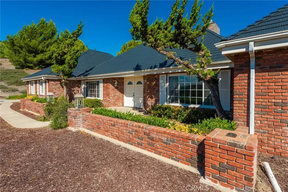 26100 Calle Corveta Temecula, CA 92590
