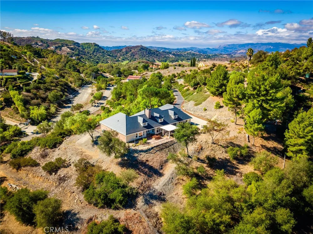 26100 Calle Corveta Temecula, CA 92590