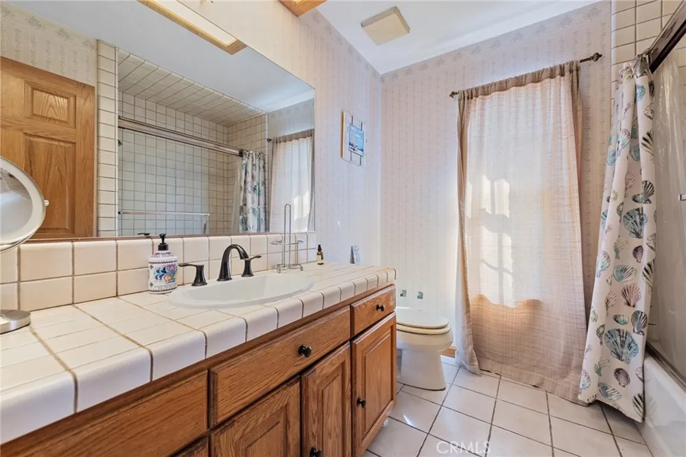 26100 Calle Corveta Temecula, CA 92590