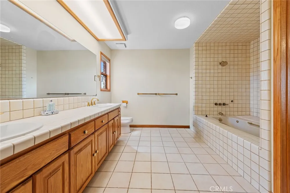 26100 Calle Corveta Temecula, CA 92590