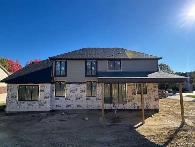 61367 BEACON HILL DRIVE Washington Township, MI 48094