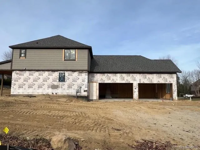 61367 BEACON HILL DRIVE Washington Township, MI 48094