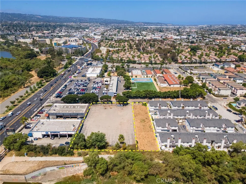 25530 Dodge Avenue Harbor City, CA 90710