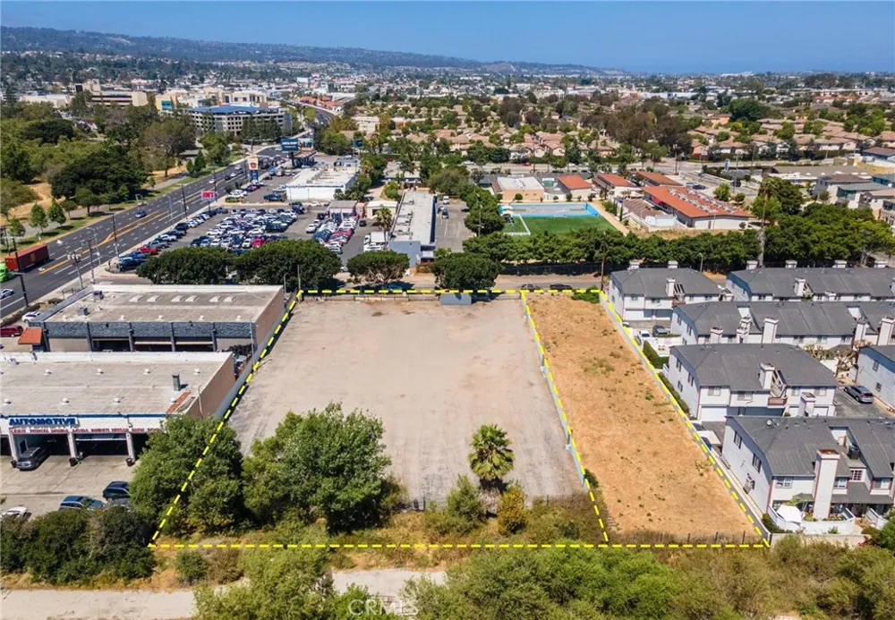 25530 Dodge Avenue Harbor City, CA 90710