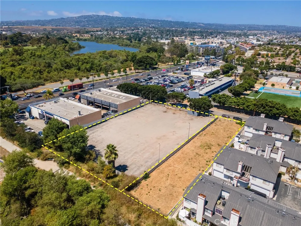 25530 Dodge Avenue Harbor City, CA 90710