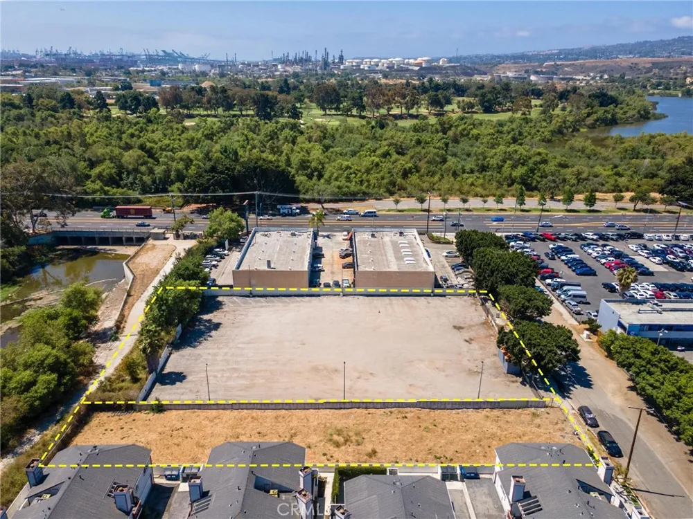 25530 Dodge Avenue Harbor City, CA 90710