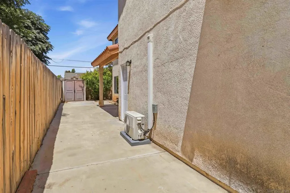 1003 Anza Ct El Cajon, CA 92020