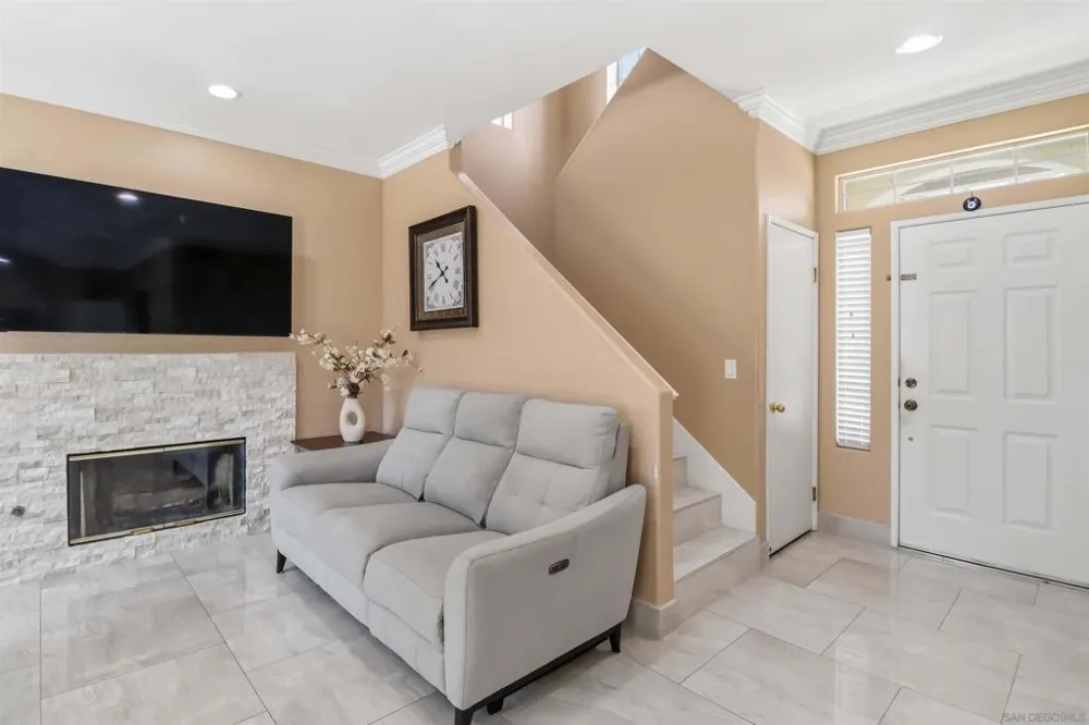 1003 Anza Ct El Cajon, CA 92020