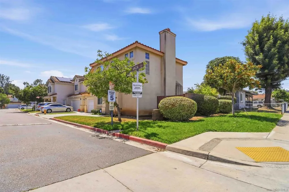 1003 Anza Ct El Cajon, CA 92020
