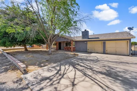 10157 E Avenue R8