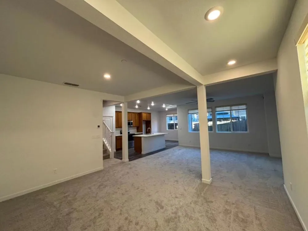 269 Cinema Street Sacramento, CA 95823