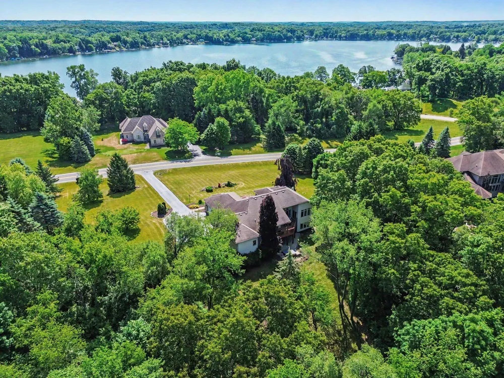 888 Ridge Road Chelsea, MI 48118