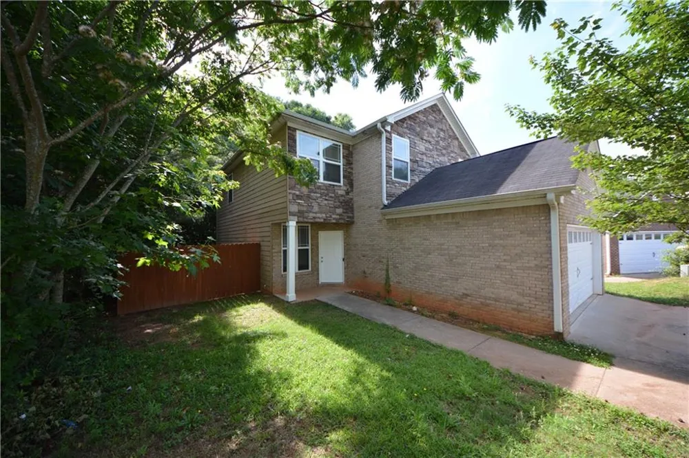 1550 Persimmon Trace Morrow, GA 30260