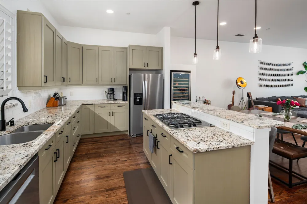 2411 Hall Street #38 Dallas, TX 75204