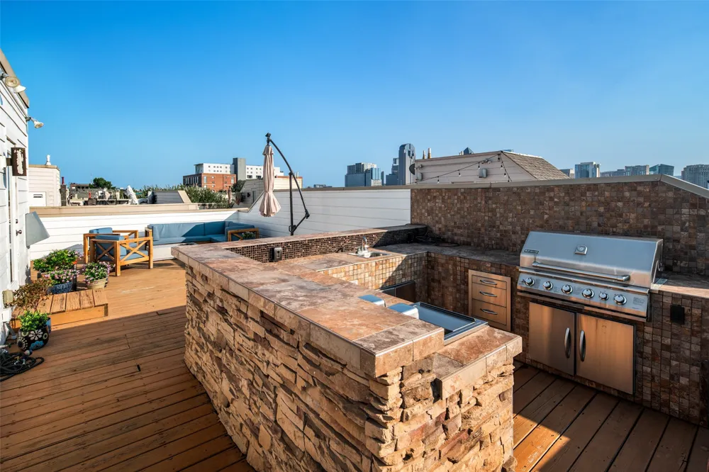 2411 Hall Street #38 Dallas, TX 75204