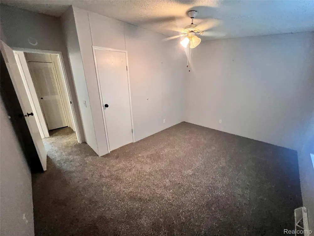 415 Weeping Willow Genesee Charter Township, MI 48506