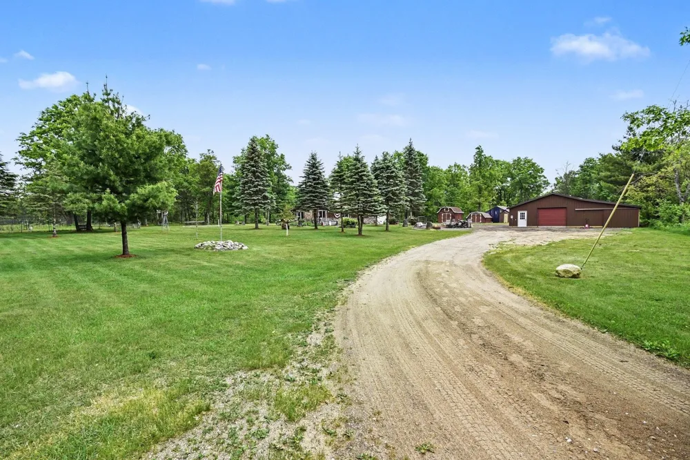 3304 Rabbit Track Drive Foster Township, MI 48661