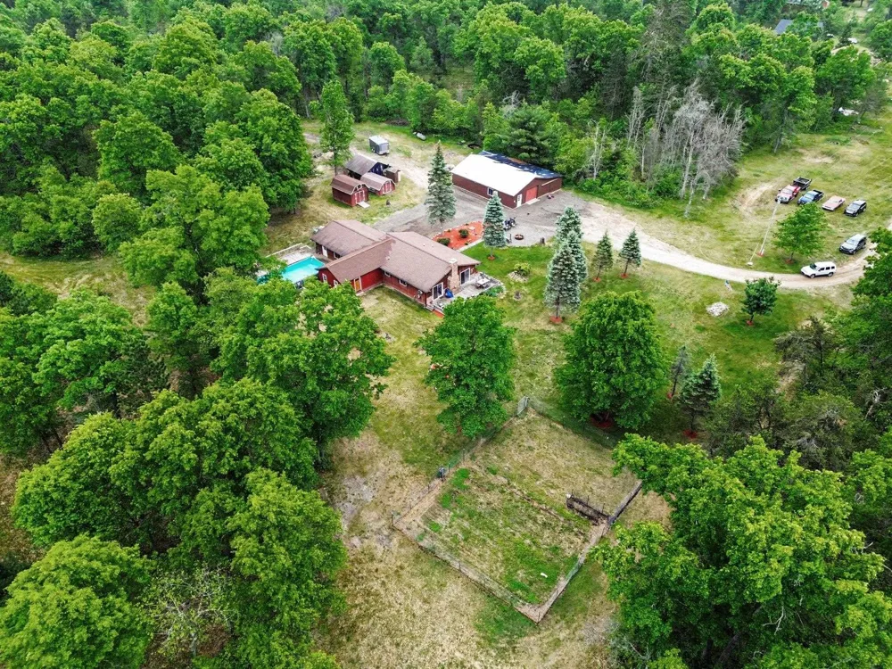 3304 Rabbit Track Drive Foster Township, MI 48661
