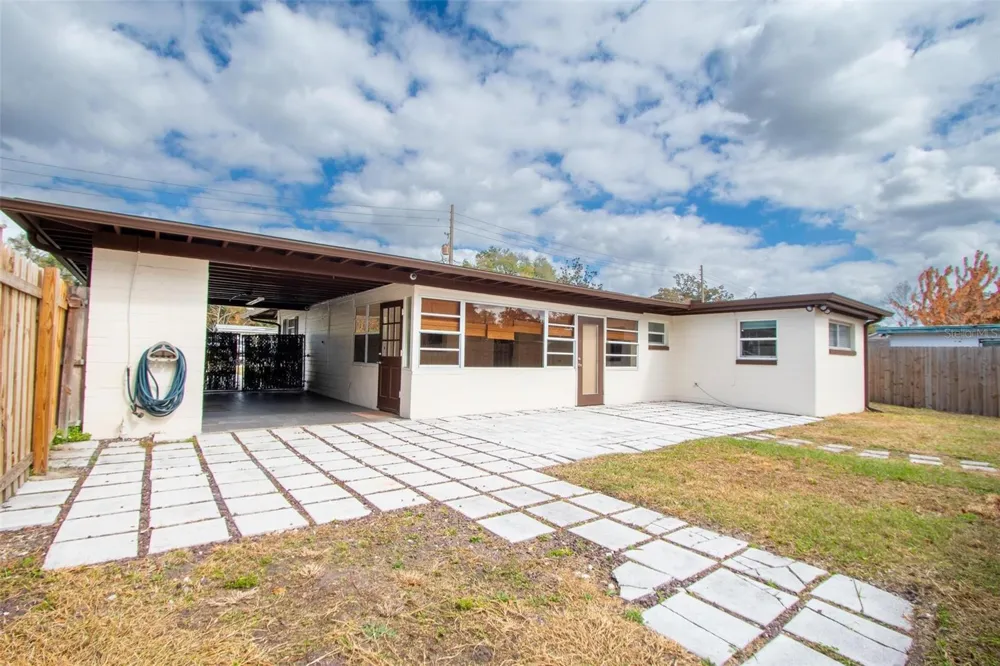2818 E MICHIGAN STREET Orlando, FL 32806