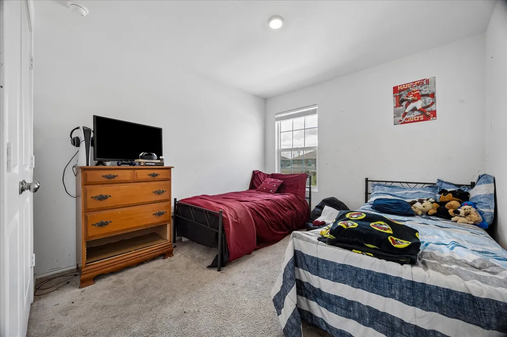 217 Canley Loop Hutto, TX 78634