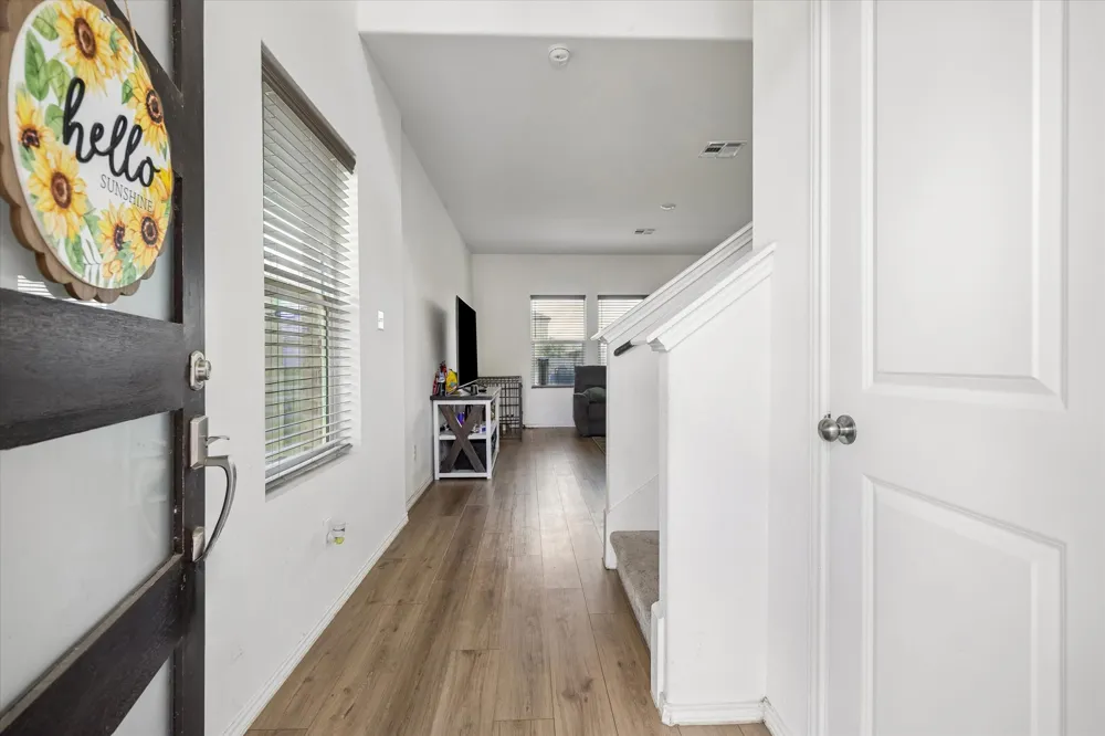 217 Canley Loop Hutto, TX 78634