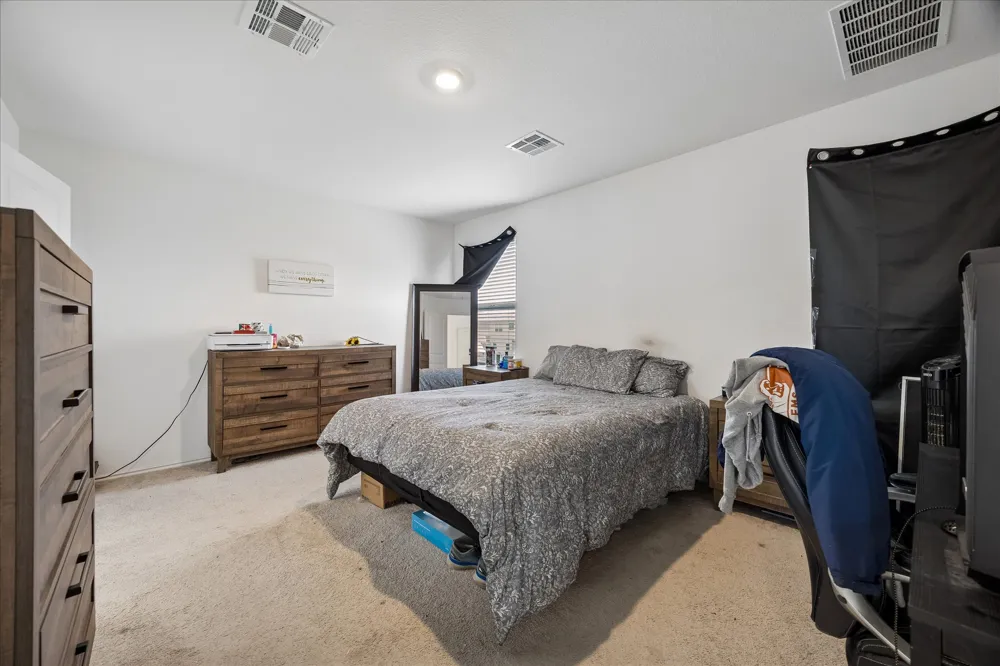 217 Canley Loop Hutto, TX 78634