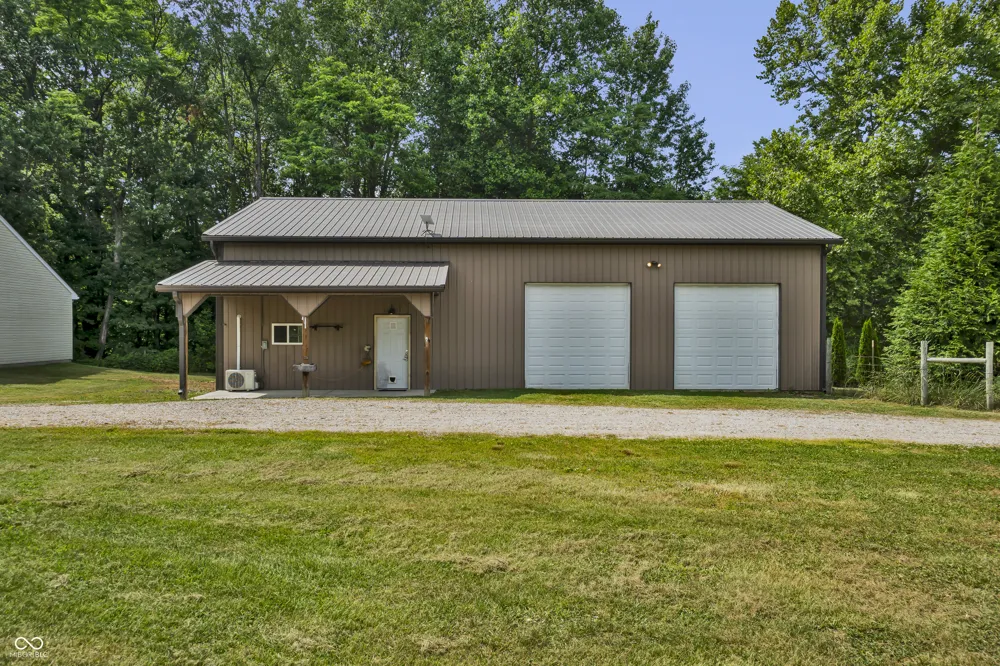 3895 S State Highway 7 North Vernon, IN 47265