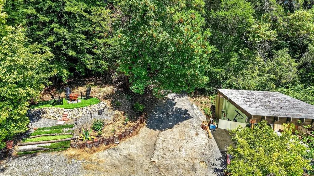 12040 Madrone Avenue Felton, CA 95018