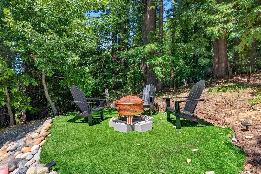 12040 Madrone Avenue Felton, CA 95018