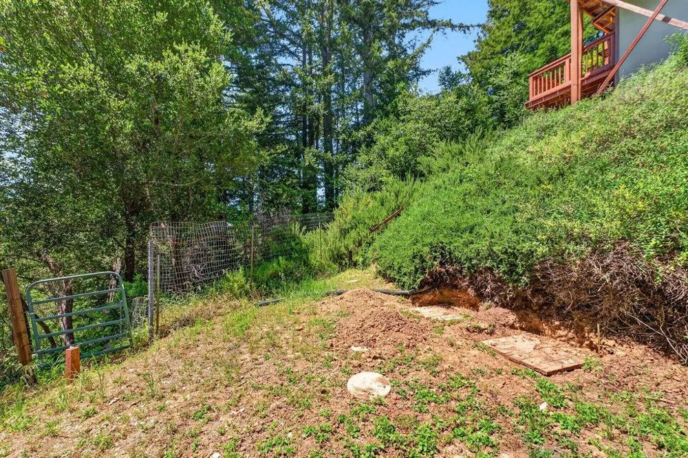 12040 Madrone Avenue Felton, CA 95018