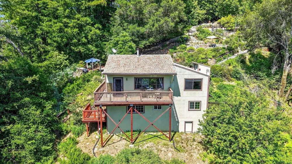12040 Madrone Avenue Felton, CA 95018
