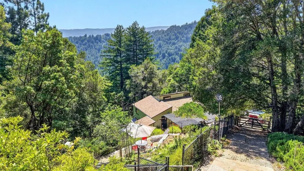 12040 Madrone Avenue Felton, CA 95018