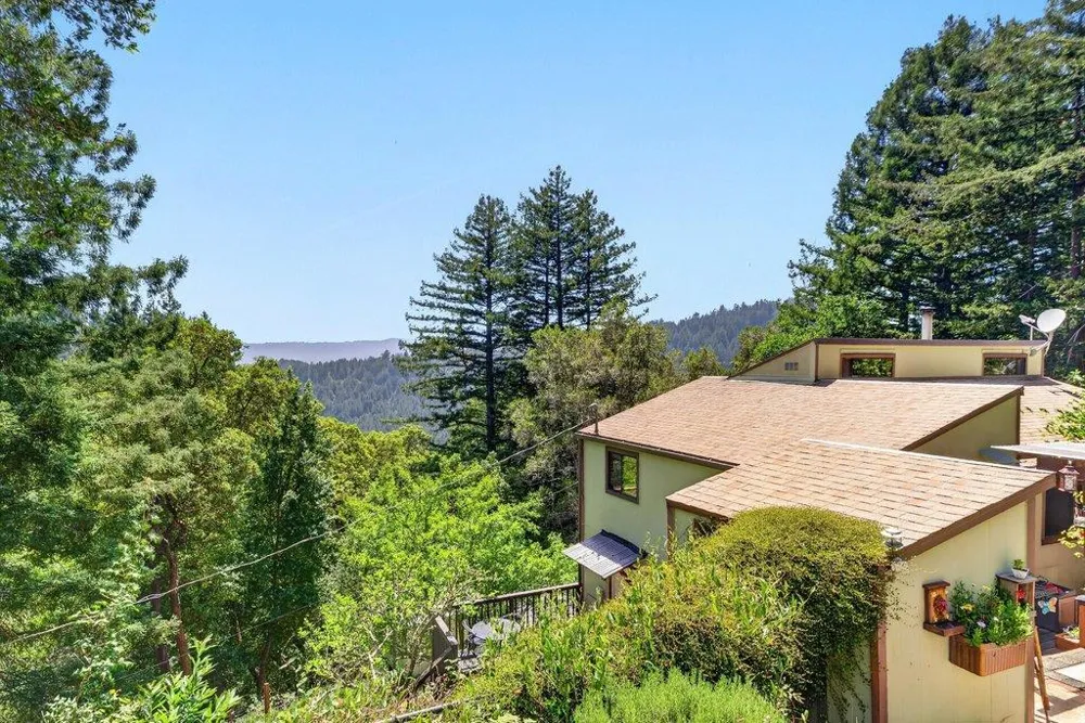 12040 Madrone Avenue Felton, CA 95018