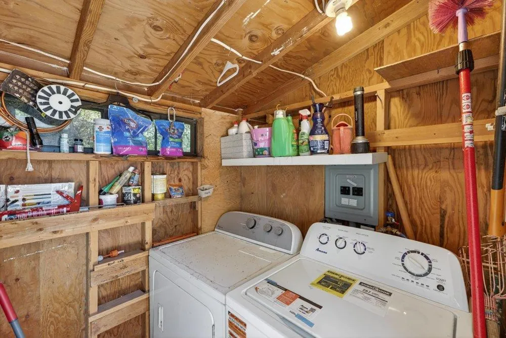 12040 Madrone Avenue Felton, CA 95018