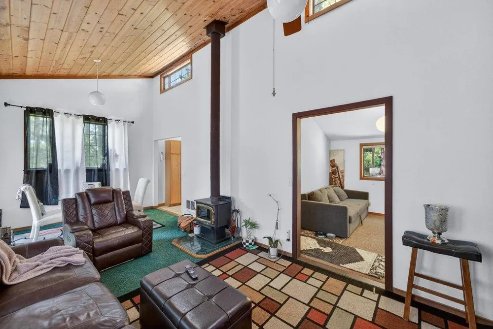 12040 Madrone Avenue Felton, CA 95018