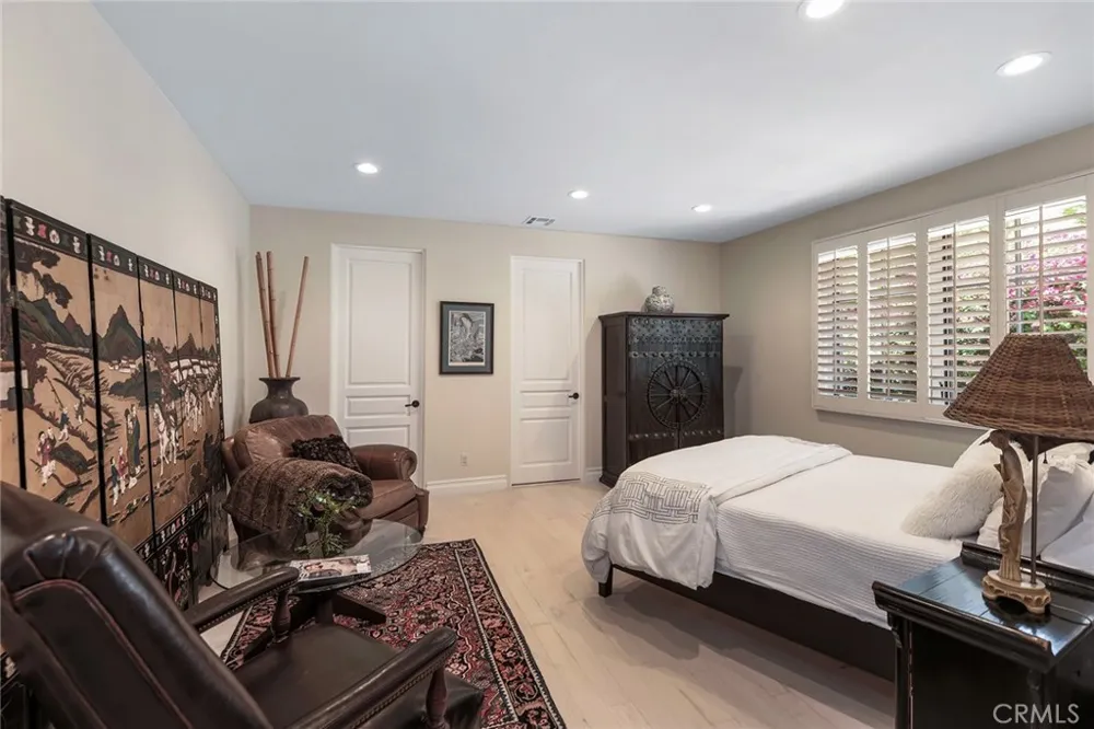 5600 ROUND MEADOW ROAD Hidden Hills, CA 91302