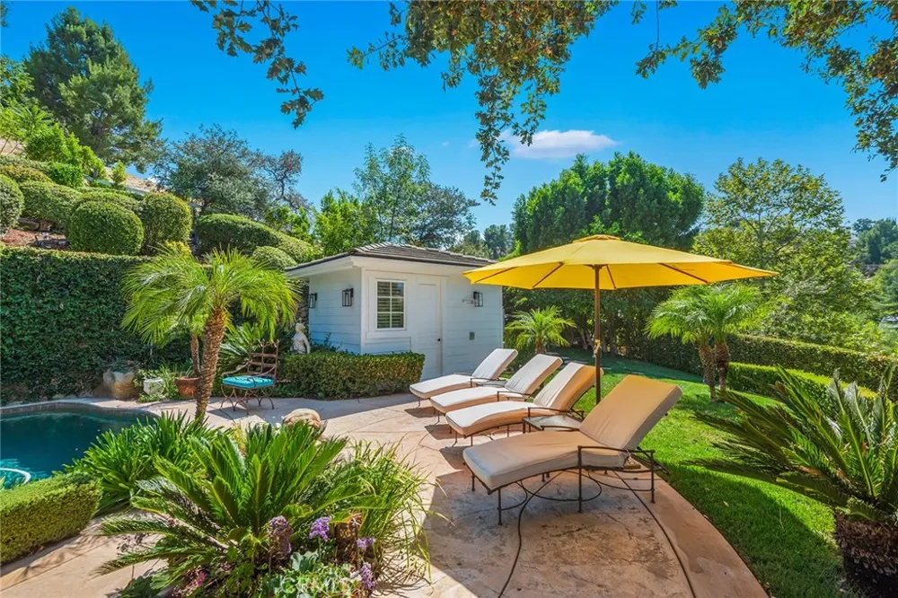 5600 ROUND MEADOW ROAD Hidden Hills, CA 91302