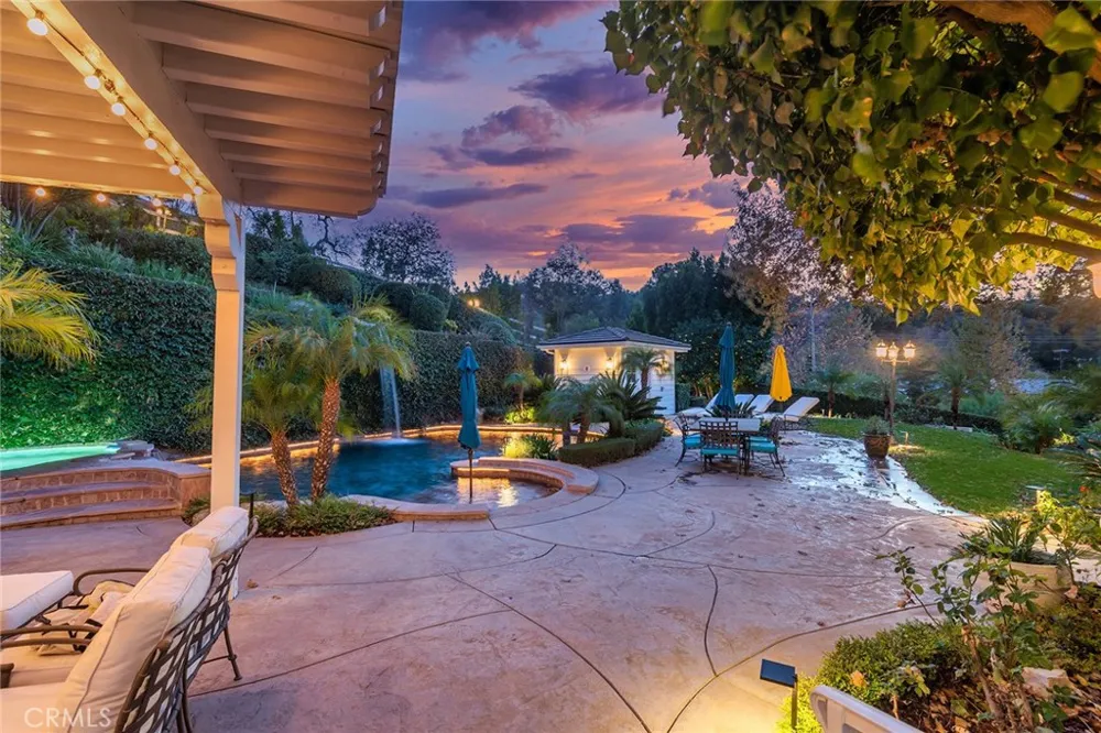 5600 ROUND MEADOW ROAD Hidden Hills, CA 91302